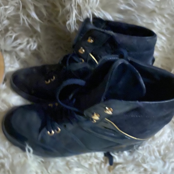 Louis Vuitton sheels size 8 - Picture 2 of 2